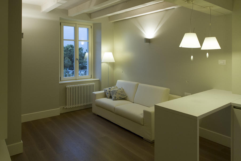 La Casa Del Porto Apartment Lovere Ruang foto