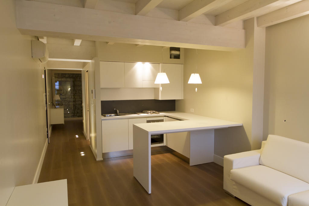 La Casa Del Porto Apartment Lovere Bagian luar foto