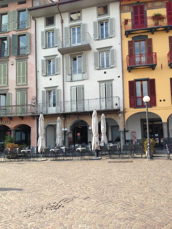 La Casa Del Porto Apartment Lovere Ruang foto
