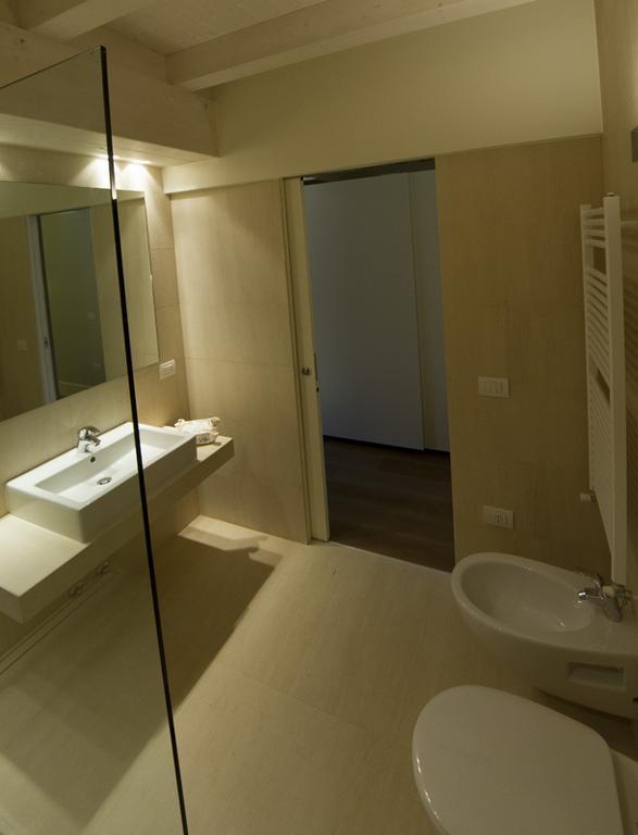 La Casa Del Porto Apartment Lovere Ruang foto